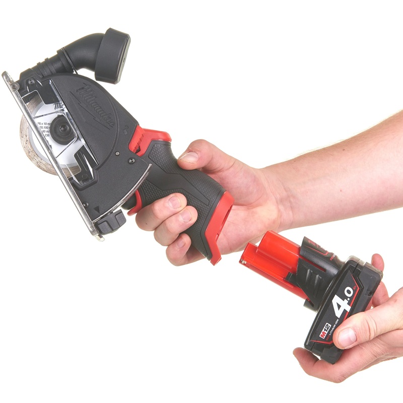 Smerigliatrice a batteria MILWAUKEE M12FCOT 5