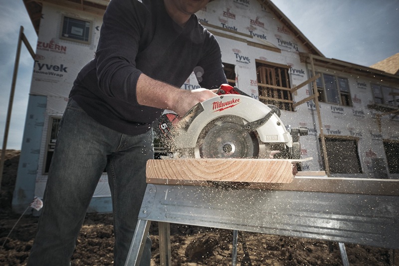 SEGA CIRCOLARE A BATT. MILWAUKEE M18BLCS 3
